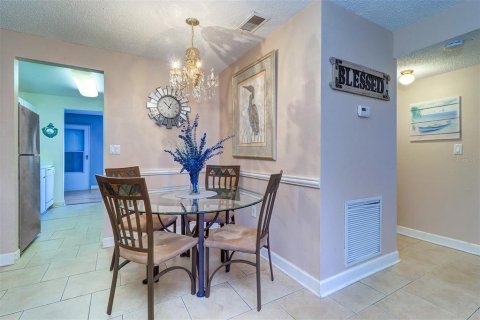 Condominio en venta en Saint Petersburg, Florida, 2 dormitorios, 93.83 m2 № 1683061 - foto 5