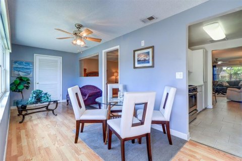Condominio en venta en Saint Petersburg, Florida, 2 dormitorios, 93.83 m2 № 1683061 - foto 7