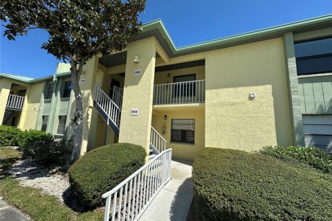 Copropriété à vendre à Seminole, Floride: 2 chambres, 80.36 m2 № 1580596 - photo 1