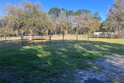 Villa ou maison à vendre à Inglis, Floride: 2 chambres, 94.76 m2 № 1734387 - photo 15