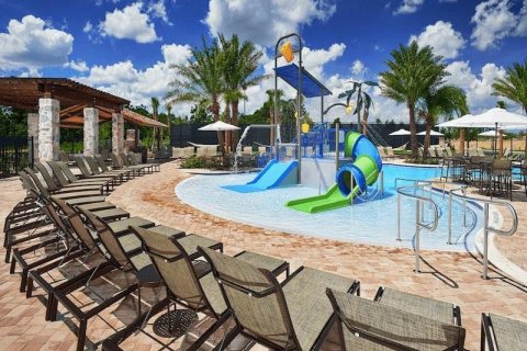 Townhouse in Winter Garden, Florida 3 bedrooms, 166.2 sq.m. № 2109353 - photo 26