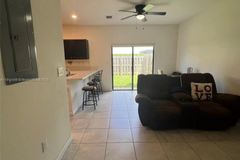 Купить таунхаус в Хомстед, Флорида 3 спальни, 154.12м2, № 1958596 - фото 16