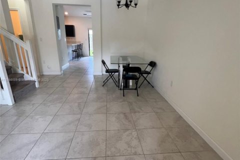 Купить таунхаус в Хомстед, Флорида 3 спальни, 154.12м2, № 1958596 - фото 10