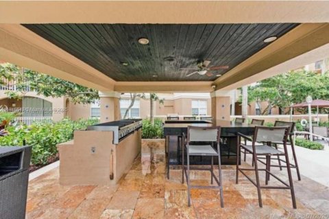 Condo in Aventura, Florida, 2 bedrooms  № 1964851 - photo 24