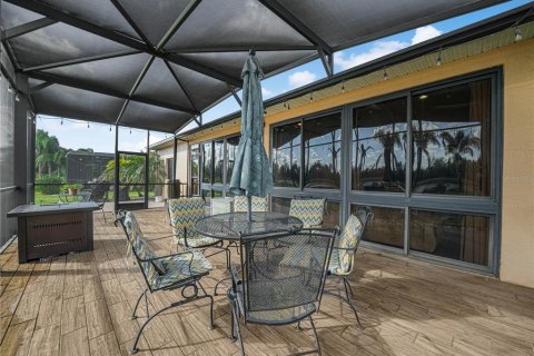 Casa en venta en Winter Haven, Florida, 2 dormitorios, 165.74 m2 № 2387564 - foto 21