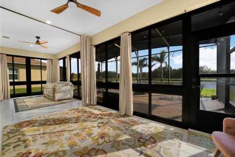 Casa en venta en Winter Haven, Florida, 2 dormitorios, 165.74 m2 № 2387564 - foto 17