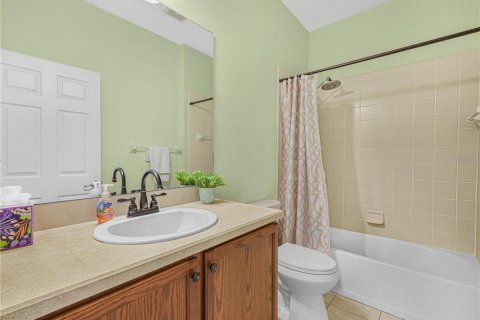 Casa en venta en Winter Haven, Florida, 2 dormitorios, 165.74 m2 № 2387564 - foto 24