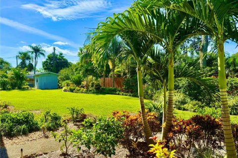 House in Clearwater, Florida 3 bedrooms, 239.32 sq.m. № 1838481 - photo 30