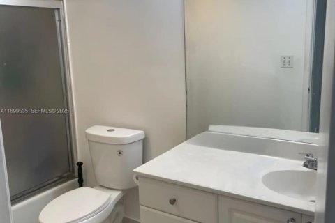 Copropriété à vendre à Sunny Isles Beach, Floride: 1 chambre, 92.9 m2 № 1951587 - photo 10