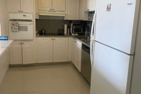 Copropriété à vendre à Sunny Isles Beach, Floride: 1 chambre, 92.9 m2 № 1951587 - photo 5