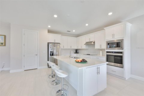 House in Bradenton, Florida 5 bedrooms, 338.26 sq.m. № 2213414 - photo 15