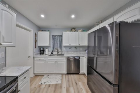 Casa en venta en Sun City Center, Florida, 2 dormitorios, 163.14 m2 № 1558361 - foto 17