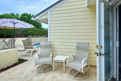 Villa ou maison à louer à Jensen Beach, Floride: 3 chambres, 144.18 m2 № 2439347 - photo 13