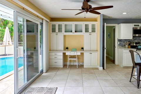 Villa ou maison à louer à Jensen Beach, Floride: 3 chambres, 144.18 m2 № 2439347 - photo 11