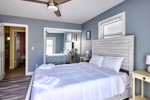 Villa ou maison à louer à Jensen Beach, Floride: 3 chambres, 144.18 m2 № 2439347 - photo 19