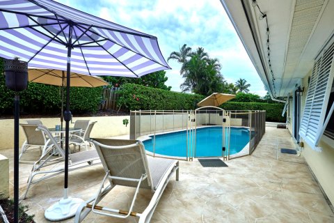 Villa ou maison à louer à Jensen Beach, Floride: 3 chambres, 144.18 m2 № 2439347 - photo 8