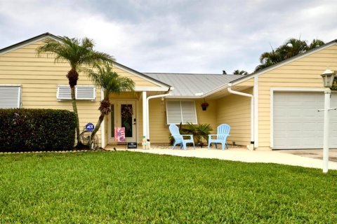 Villa ou maison à Jensen Beach, Floride 3 chambres, 144.18 m2 № 2439347