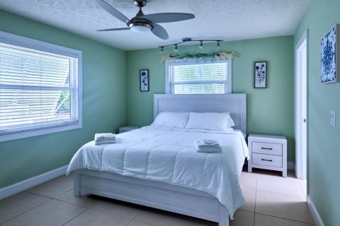 Villa ou maison à louer à Jensen Beach, Floride: 3 chambres, 144.18 m2 № 2439347 - photo 16