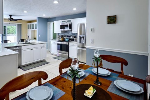 Villa ou maison à louer à Jensen Beach, Floride: 3 chambres, 144.18 m2 № 2439347 - photo 10