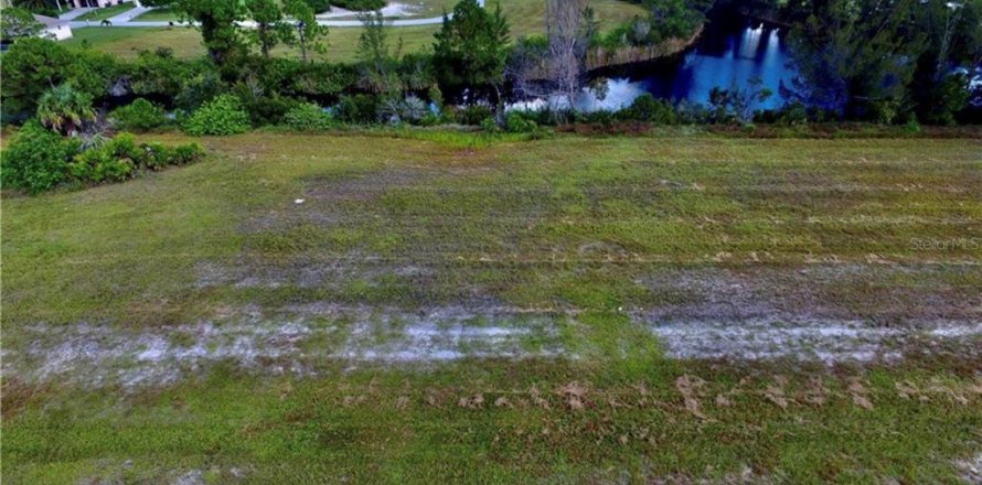 Land in Cape Coral, Florida № 725453