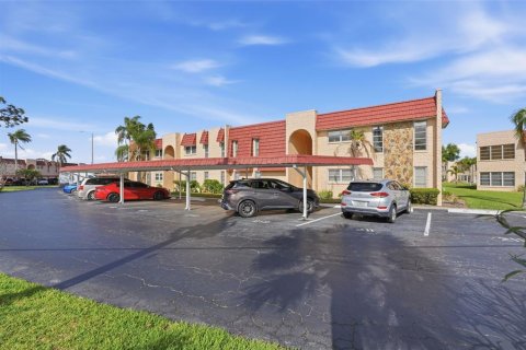 Condominio en Seminole, Florida, 3 dormitorios  № 2114510