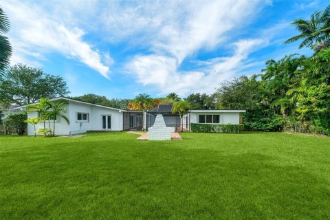 Снять в аренду виллу или дом в Пайнкрест, Флорида 4 спальни, 193.24м2, № 1956783 - фото 27