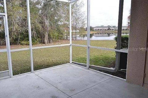 Touwnhouse à vendre à Spring Hill, Floride: 2 chambres, 115.01 m2 № 2233437 - photo 9
