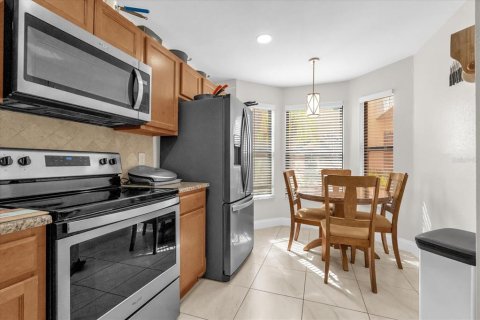 Copropriété à vendre à Orlando, Floride: 2 chambres, 94.2 m2 № 2378357 - photo 9