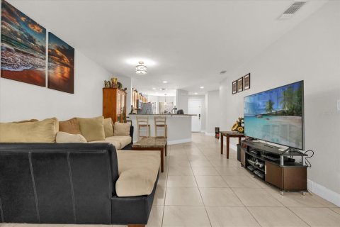 Copropriété à vendre à Orlando, Floride: 2 chambres, 94.2 m2 № 2378357 - photo 7