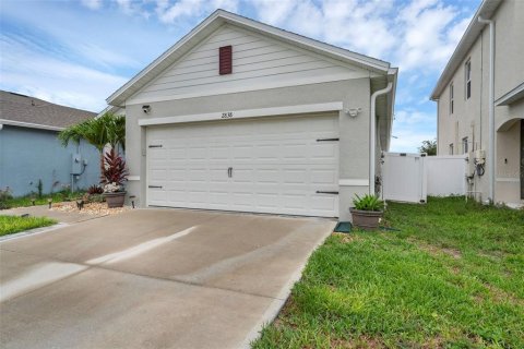 House in Saint Cloud, Florida 3 bedrooms, 139.45 sq.m. № 1771240 - photo 6