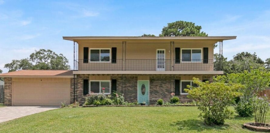 House in Shalimar, Florida 4 bedrooms, 190.64 sq.m. № 590458