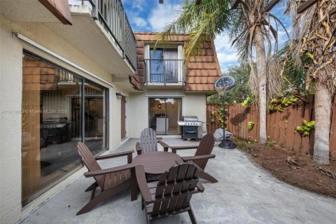 Снять в аренду таунхаус в Дейви, Флорида 3 спальни, 153.66м2, № 1966684 - фото 30