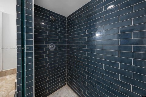 Снять в аренду таунхаус в Дейви, Флорида 3 спальни, 153.66м2, № 1966684 - фото 28