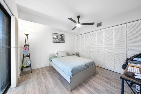 Снять в аренду таунхаус в Дейви, Флорида 3 спальни, 153.66м2, № 1966684 - фото 4