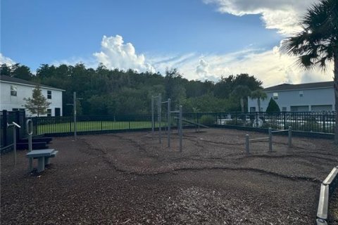 Adosado en alquiler en Kissimmee, Florida, 4 dormitorios, 189.06 m2 № 1914458 - foto 25