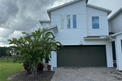Adosado en alquiler en Kissimmee, Florida, 4 dormitorios, 189.06 m2 № 1914458 - foto 5