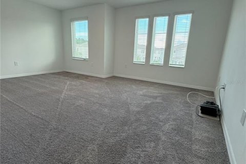 Adosado en alquiler en Kissimmee, Florida, 4 dormitorios, 189.06 m2 № 1914458 - foto 6