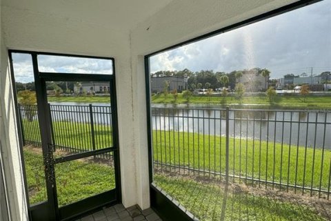 Adosado en alquiler en Kissimmee, Florida, 4 dormitorios, 189.06 m2 № 1914458 - foto 22