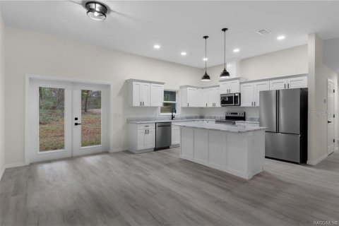 House in Inverness, Florida 3 bedrooms, 150.22 sq.m. № 1723985 - photo 9
