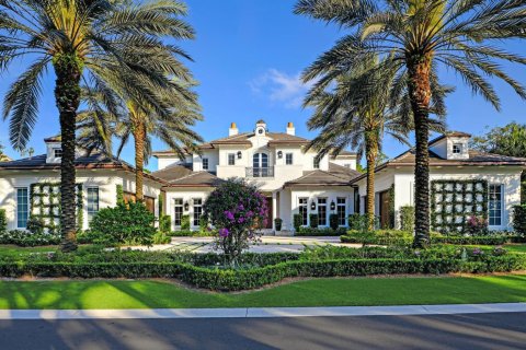 House in Jupiter, Florida 7 bedrooms, 795.71 sq.m. № 2183030 - photo 3