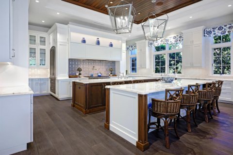 House in Jupiter, Florida 7 bedrooms, 795.71 sq.m. № 2183030 - photo 11