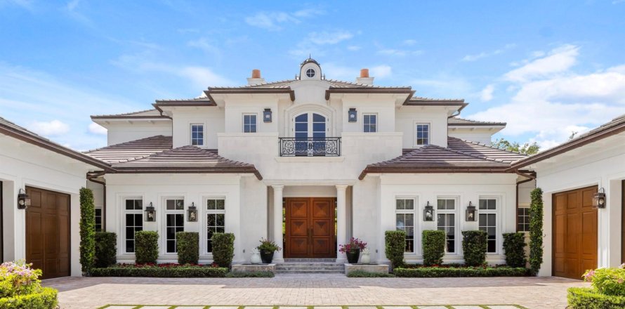House in Jupiter, Florida 7 bedrooms, 795.71 sq.m. № 2183030