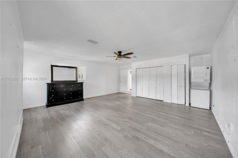 Villa ou maison à louer à Cape Coral, Floride: 4 chambres, 178 m2 № 2437520 - photo 11