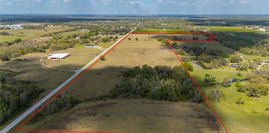 Land in Arcadia, Florida № 1755514