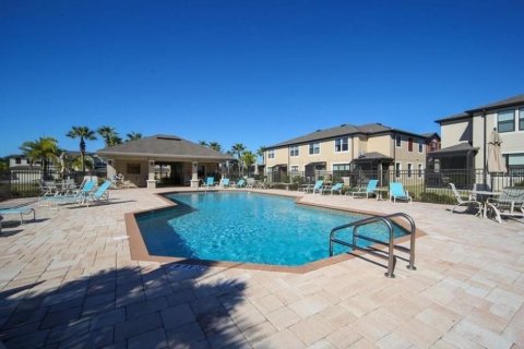 Townhouse in Bradenton, Florida 2 bedrooms, 150.87 sq.m. № 1918344 - photo 22