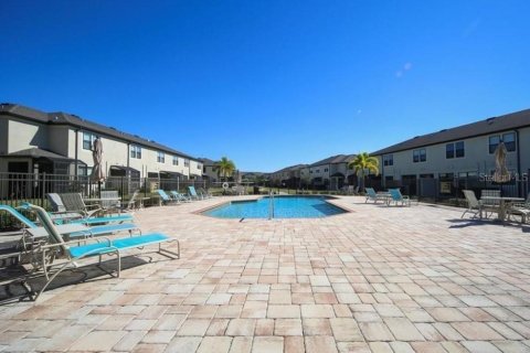Townhouse in Bradenton, Florida 2 bedrooms, 150.87 sq.m. № 1918344 - photo 24