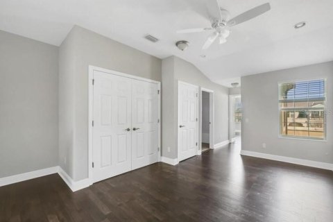 Townhouse in Bradenton, Florida 2 bedrooms, 150.87 sq.m. № 1918344 - photo 17