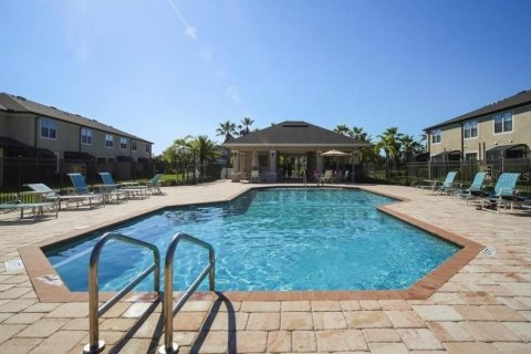Townhouse in Bradenton, Florida 2 bedrooms, 150.87 sq.m. № 1918344 - photo 23