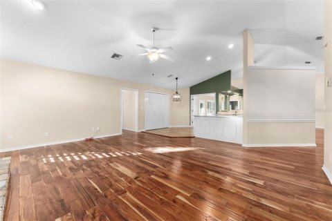House in Eustis, Florida 3 bedrooms, 251.3 sq.m. № 1424297 - photo 24