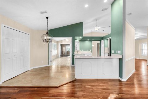 House in Eustis, Florida 3 bedrooms, 251.3 sq.m. № 1424297 - photo 16